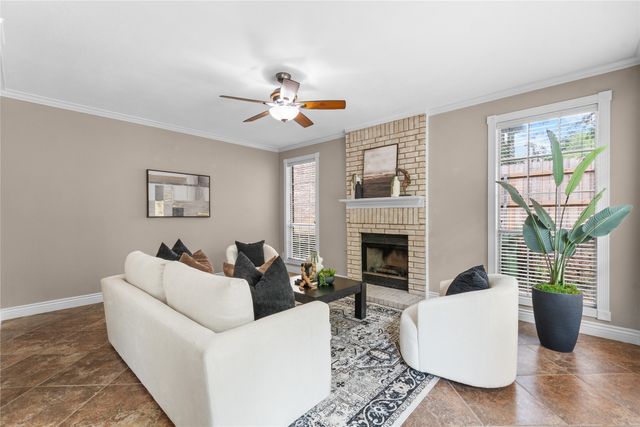 3233 Shady Glen Drive, Grapevine, TX 76051