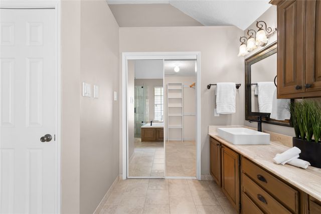 3233 Shady Glen Drive, Grapevine, TX 76051