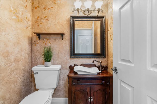 3233 Shady Glen Drive, Grapevine, TX 76051