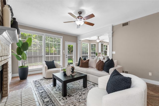 3233 Shady Glen Drive, Grapevine, TX 76051