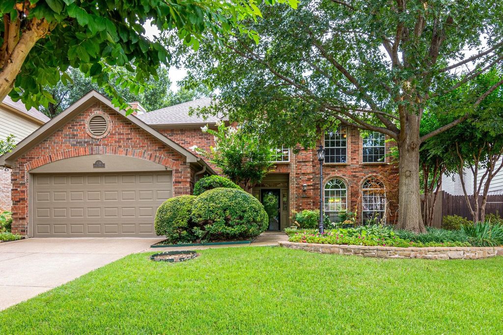 3233 Shady Glen Drive, Grapevine, TX 76051