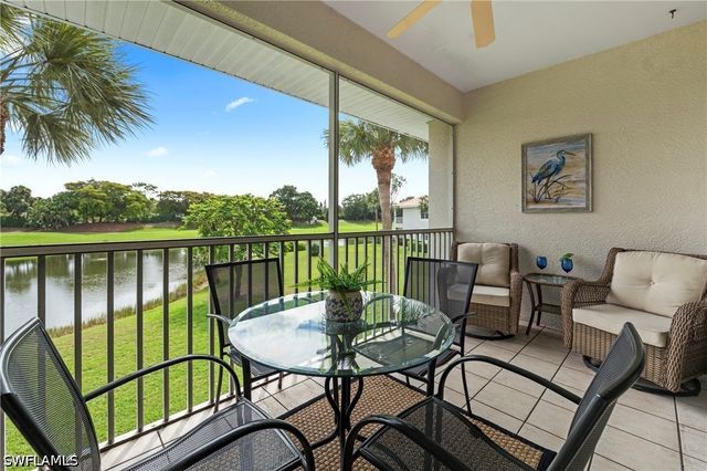 2310 Carrington CT 203, Naples, FL 34109