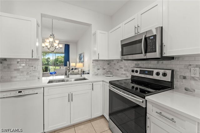 2310 Carrington CT 203, Naples, FL 34109