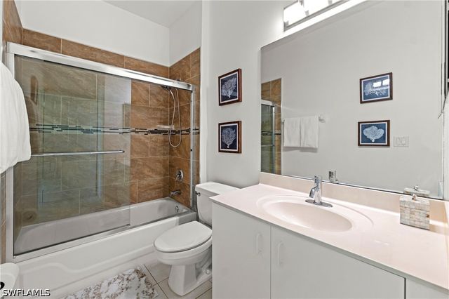 2310 Carrington CT 203, Naples, FL 34109