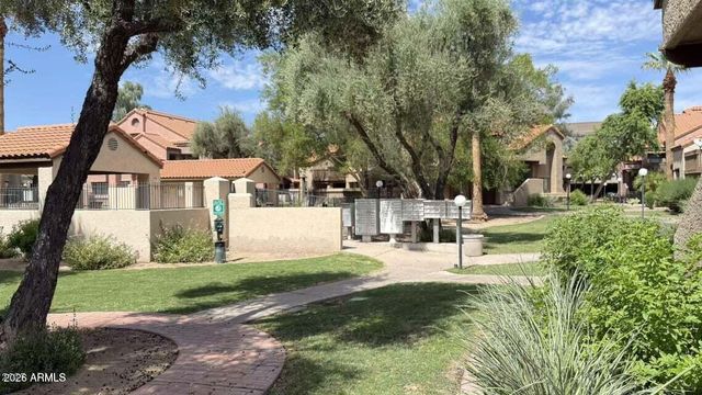 925 N COLLEGE Avenue F223, Tempe, AZ 85288