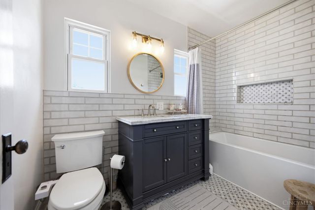2800 Minot Avenue, Cincinnati, OH 45209