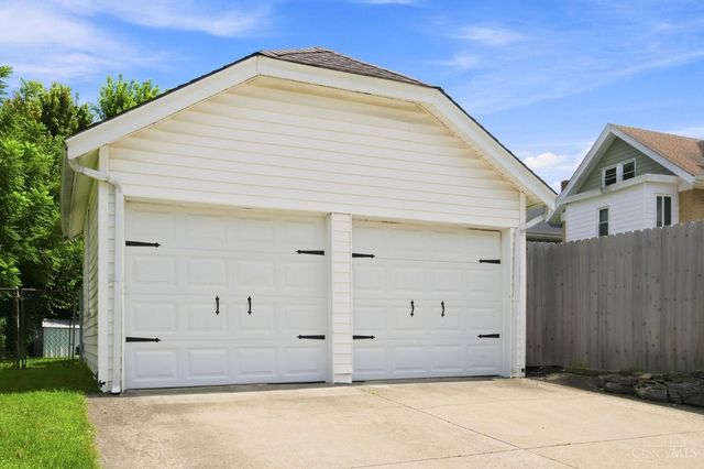 2800 Minot Avenue, Cincinnati, OH 45209