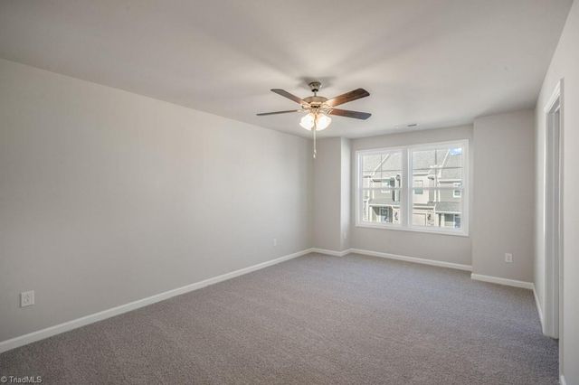 1666 Hallview Court, Kernersville, NC 27284