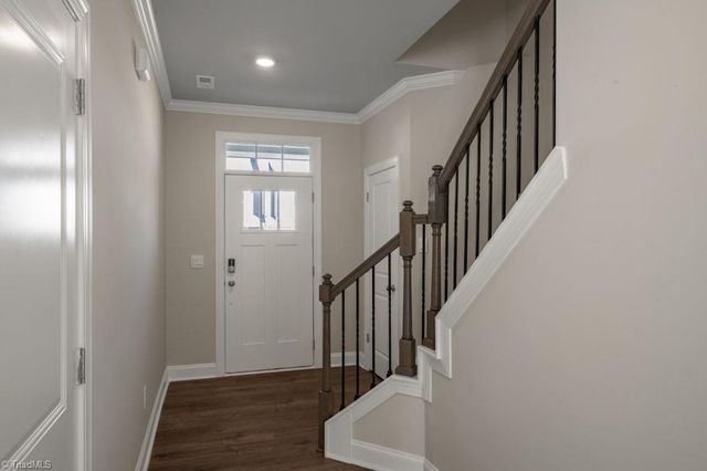 1666 Hallview Court, Kernersville, NC 27284