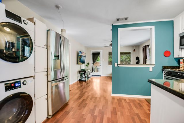 800 W Monroe ST, Austin, TX 78704