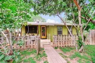 800 W Monroe ST, Austin, TX 78704