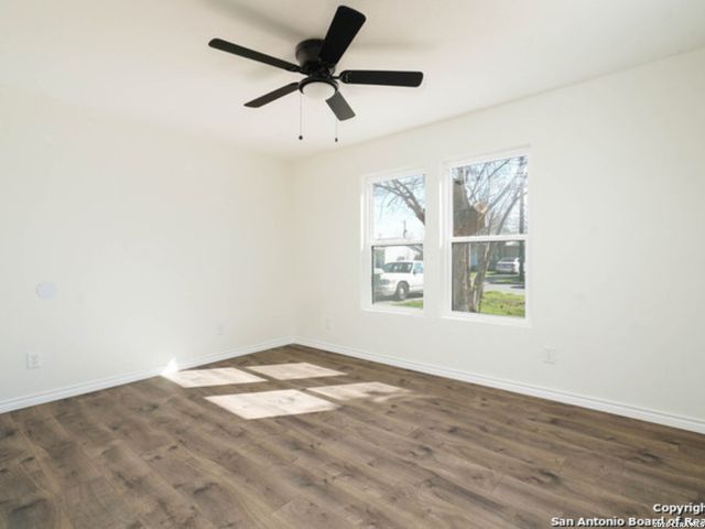 143 Kinder, San Antonio, TX 78212