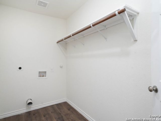 143 Kinder, San Antonio, TX 78212