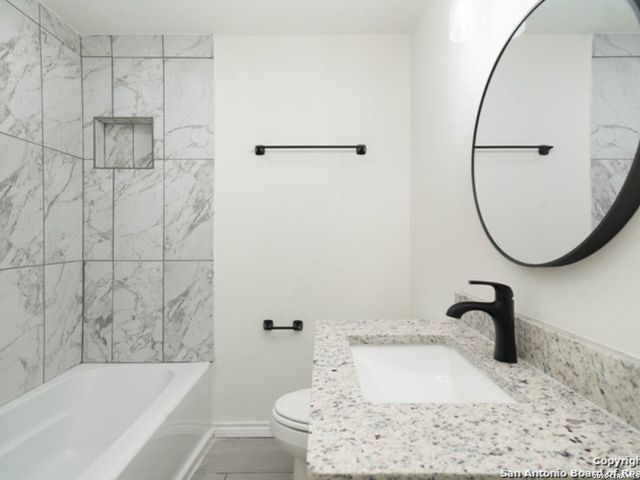 143 Kinder, San Antonio, TX 78212