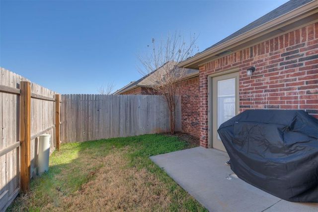 909 SW 92nd Street, Oklahoma City, OK 73139