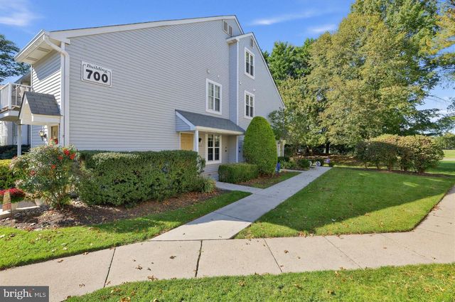 707-A SEDGEFIELD DR, Mount Laurel, NJ 08054