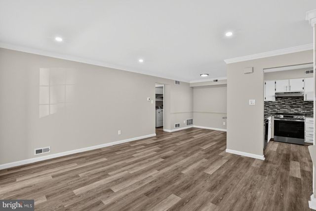 707-A SEDGEFIELD DR, Mount Laurel, NJ 08054