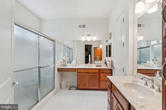 213 GREBE DR, Lake Frederick, VA 22630