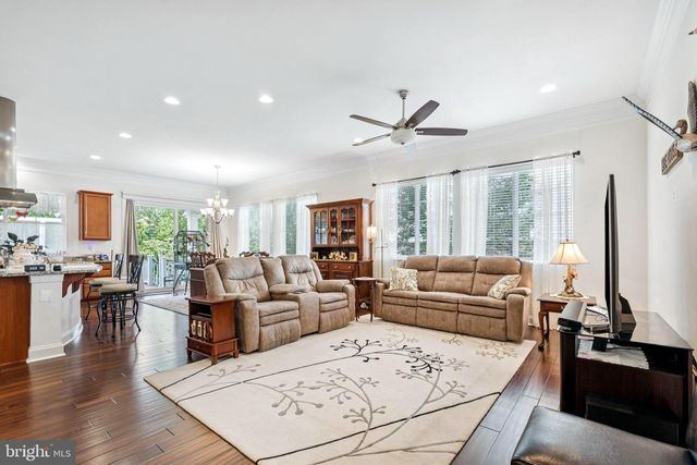 213 GREBE DR, Lake Frederick, VA 22630