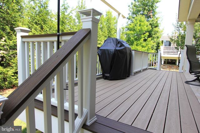 213 GREBE DR, Lake Frederick, VA 22630