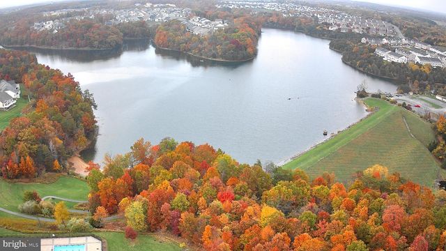 213 GREBE DR, Lake Frederick, VA 22630