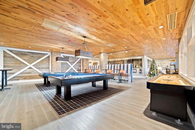 213 GREBE DR, Lake Frederick, VA 22630