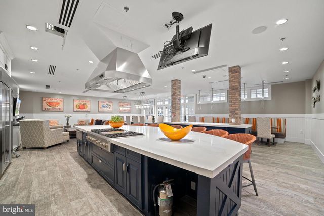 213 GREBE DR, Lake Frederick, VA 22630