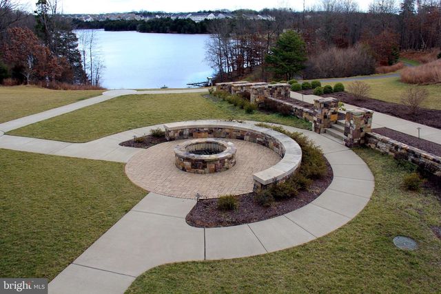 213 GREBE DR, Lake Frederick, VA 22630