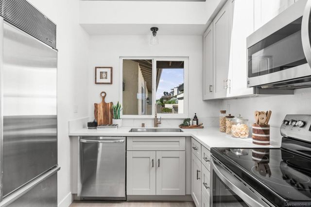 4849 Flying Cloud Way, Carlsbad, CA 92008