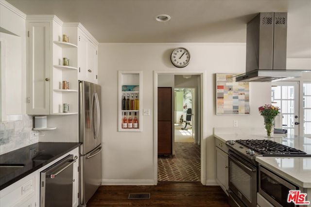 1624 Hillcrest Avenue, Glendale, CA 91202