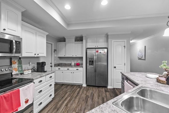 125 Sandpiper Ln, Dothan, AL 36301