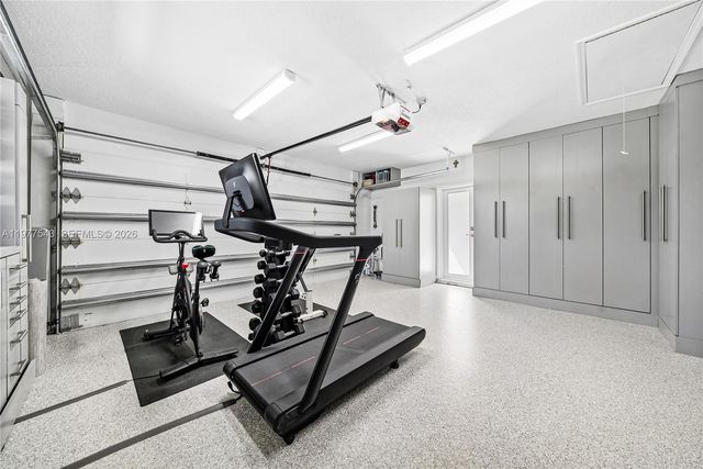 3465 NE 31st Ave, Lighthouse Point, FL 33064