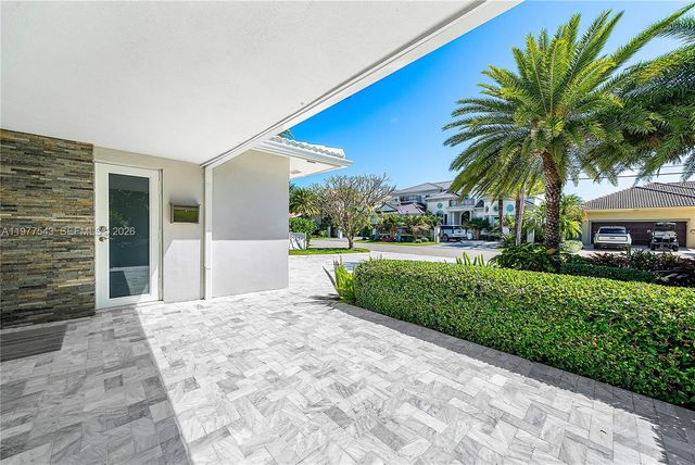 3465 NE 31st Ave, Lighthouse Point, FL 33064