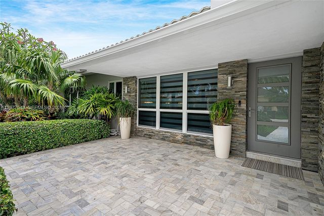 3465 NE 31st Ave, Lighthouse Point, FL 33064