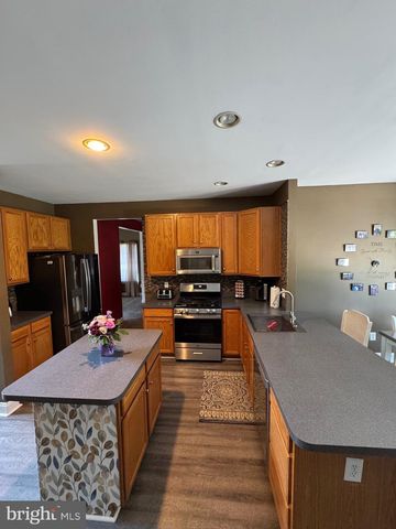 120 KARENLYNN DR, Franklinville, NJ 08322
