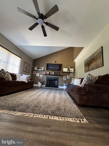 120 KARENLYNN DR, Franklinville, NJ 08322