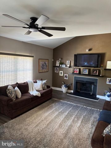 120 KARENLYNN DR, Franklinville, NJ 08322