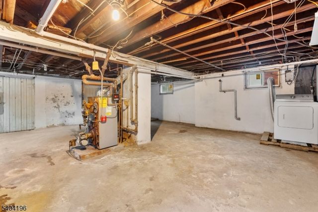 84 2nd Ave, Raritan Boro, NJ 08869