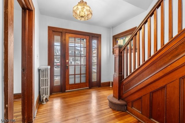 84 2nd Ave, Raritan Boro, NJ 08869