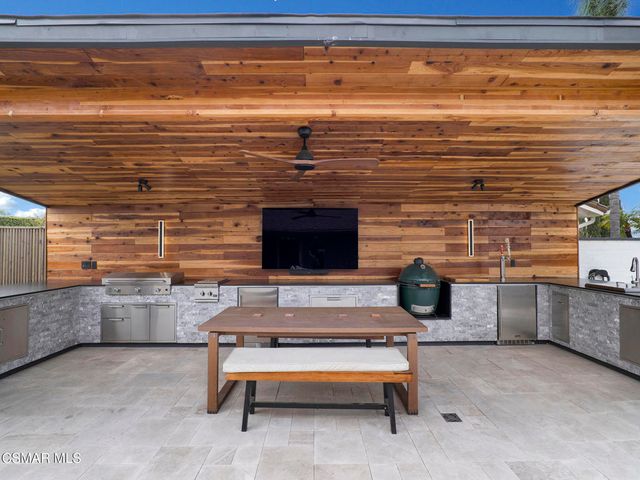 690 Valley Vista Drive, Camarillo, CA 93010