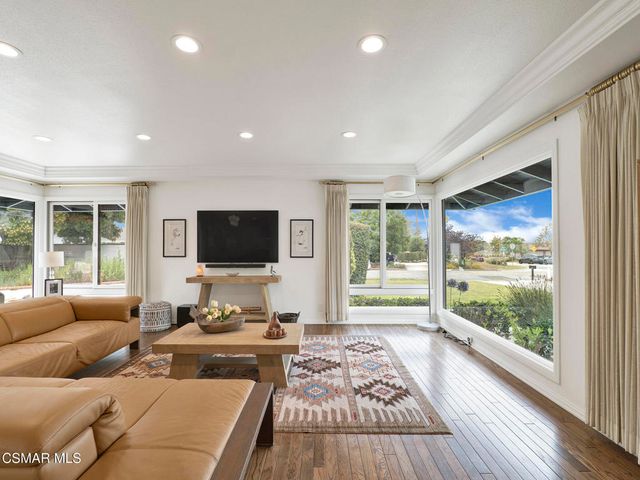 690 Valley Vista Drive, Camarillo, CA 93010