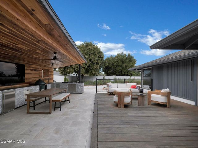 690 Valley Vista Drive, Camarillo, CA 93010