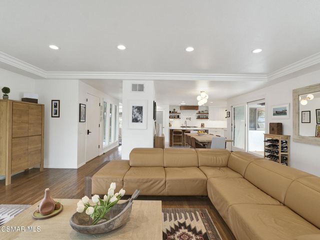 690 Valley Vista Drive, Camarillo, CA 93010