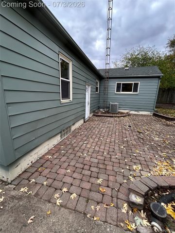 3106 Yale Street, Flint, MI 48503