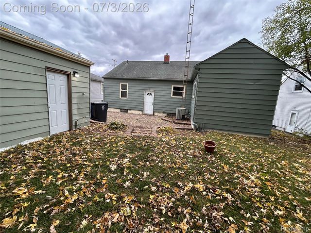 3106 Yale Street, Flint, MI 48503
