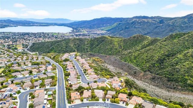 29415 High Ridge, Lake Elsinore, CA 92530