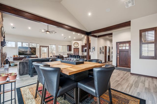 1 Crew Lane, Corrales, NM 87048