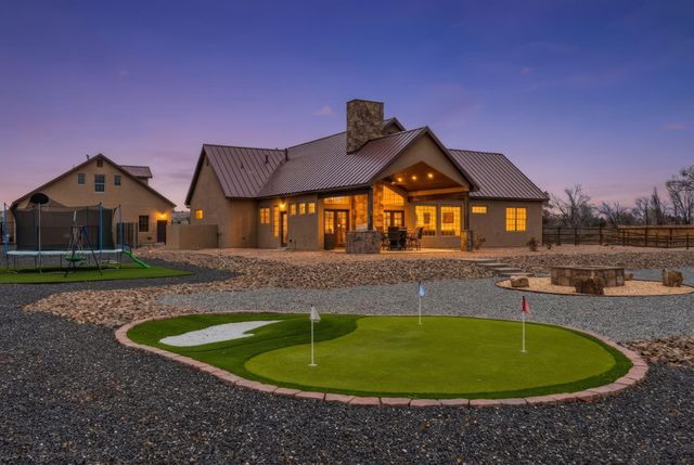 1 Crew Lane, Corrales, NM 87048