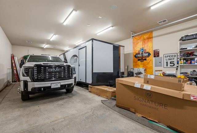 1 Crew Lane, Corrales, NM 87048