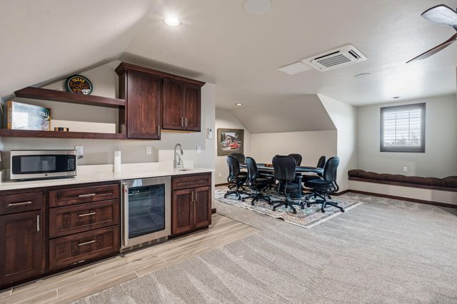 1 Crew Lane, Corrales, NM 87048